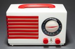 Emerson ”Patriot” 400 Catalin Radio in White Norman Bel Geddes Art Deco Design